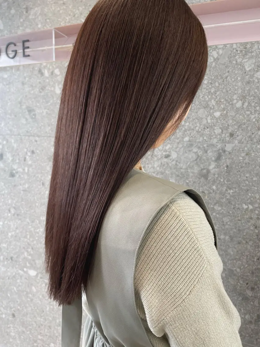 ロング カラー トリートメント カット ヘアカラー トリートメント 山下 千明のヘアスタイル