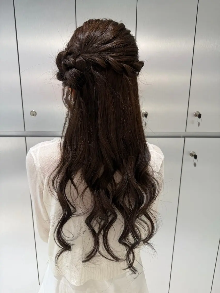 ヘアアレンジ 結婚式・ブライダル ヘアセット ヘアセット🎀耳つぼ 👂💎MONAMIのヘアスタイル