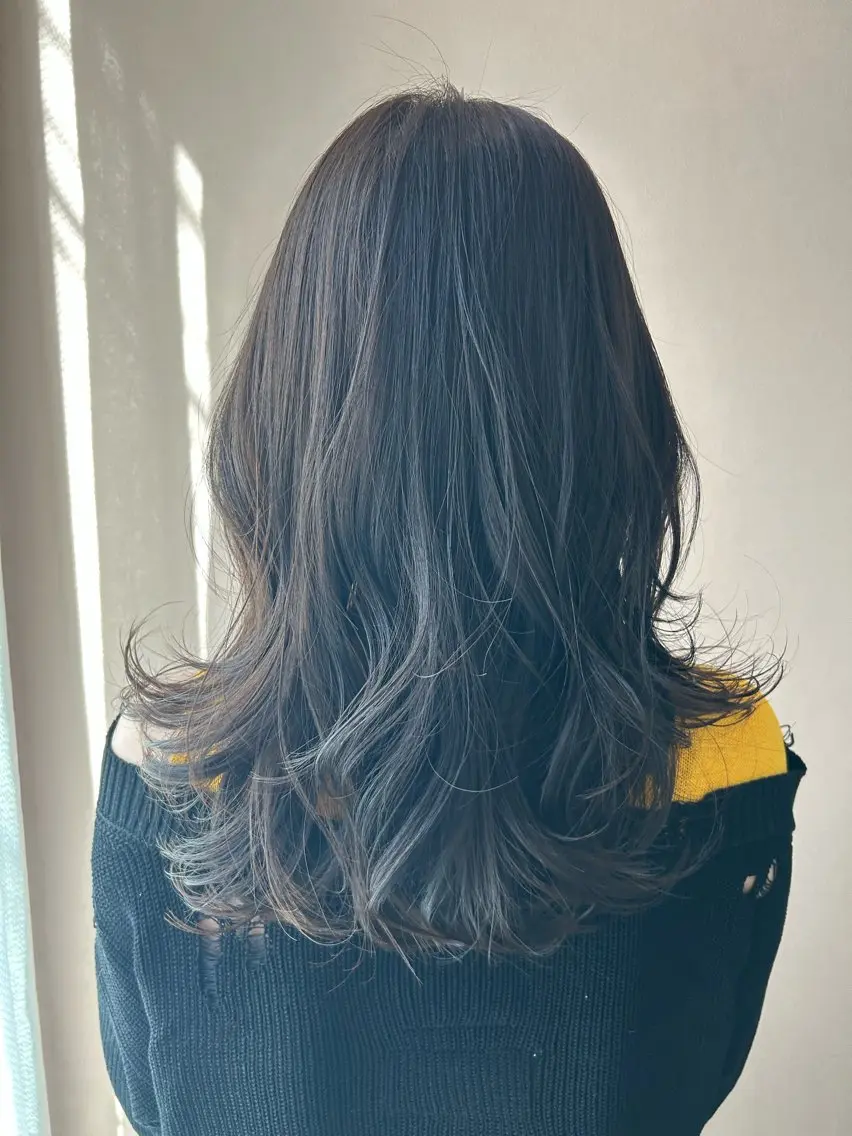 ロング カラー 透明感カラー グレージュ hubhair レイヤー/透明感のヘアスタイル