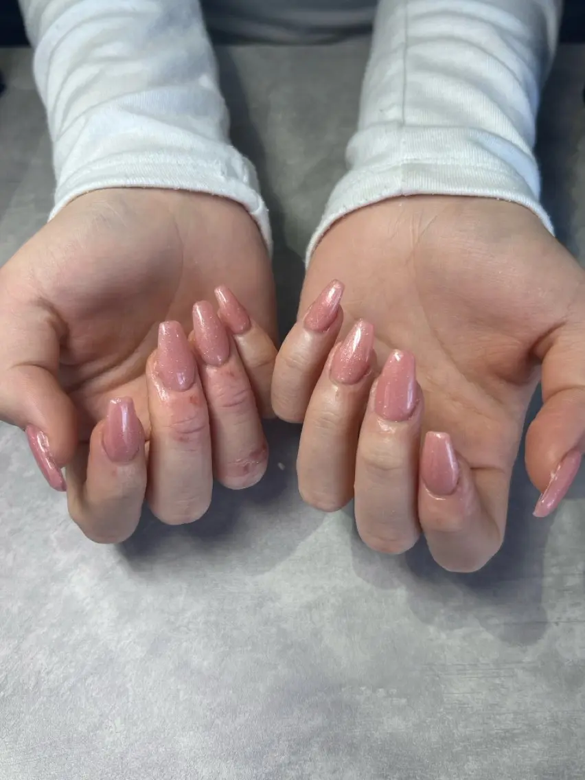 ネイル Miimo💅🏻 ほのか ·͜·♡のネイルデザイン