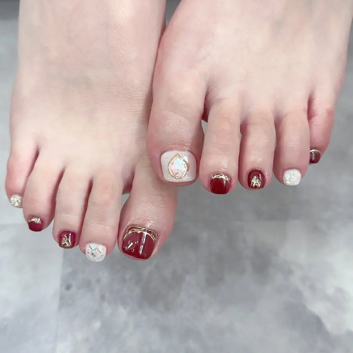 ネイル アートネイル フラワーネイル フットネイル フレンチネイル ジェルネイル フットネイル UM Nail Salonのネイルデザイン