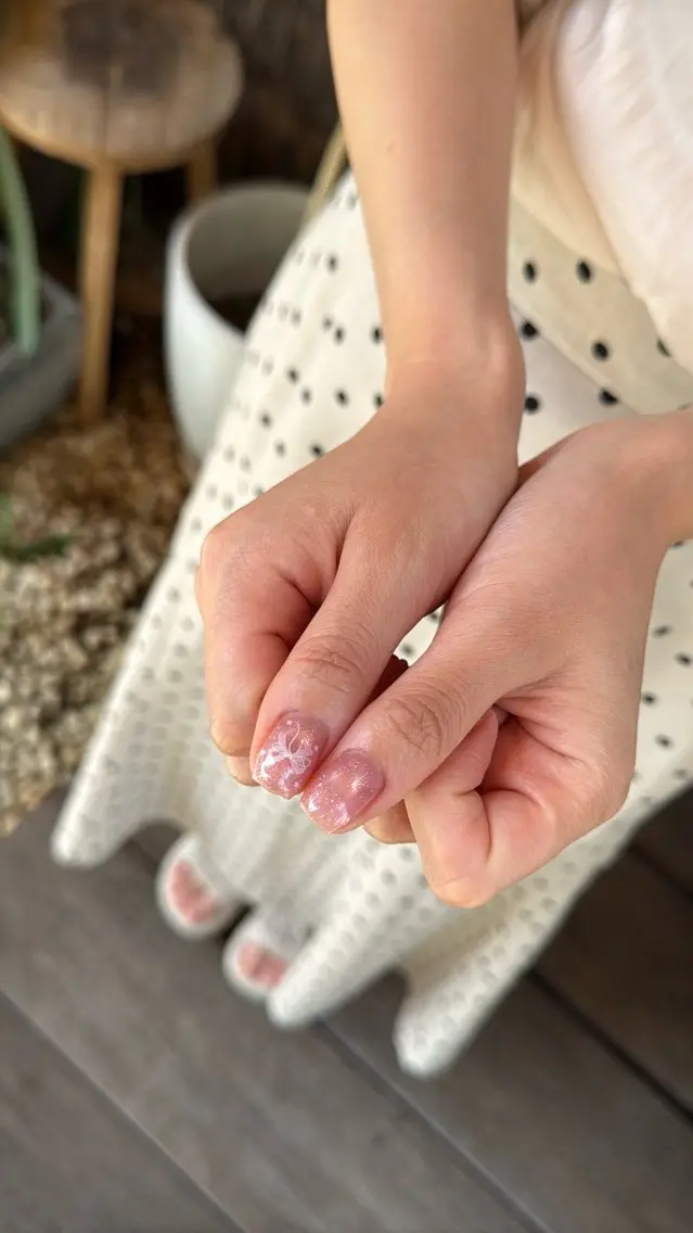 ネイル フラッシュネイル フラッシュマグ フットネイル フレンチネイル 韓国ネイル ハンドネイル SAKU nail 作島茜のネイルデザイン