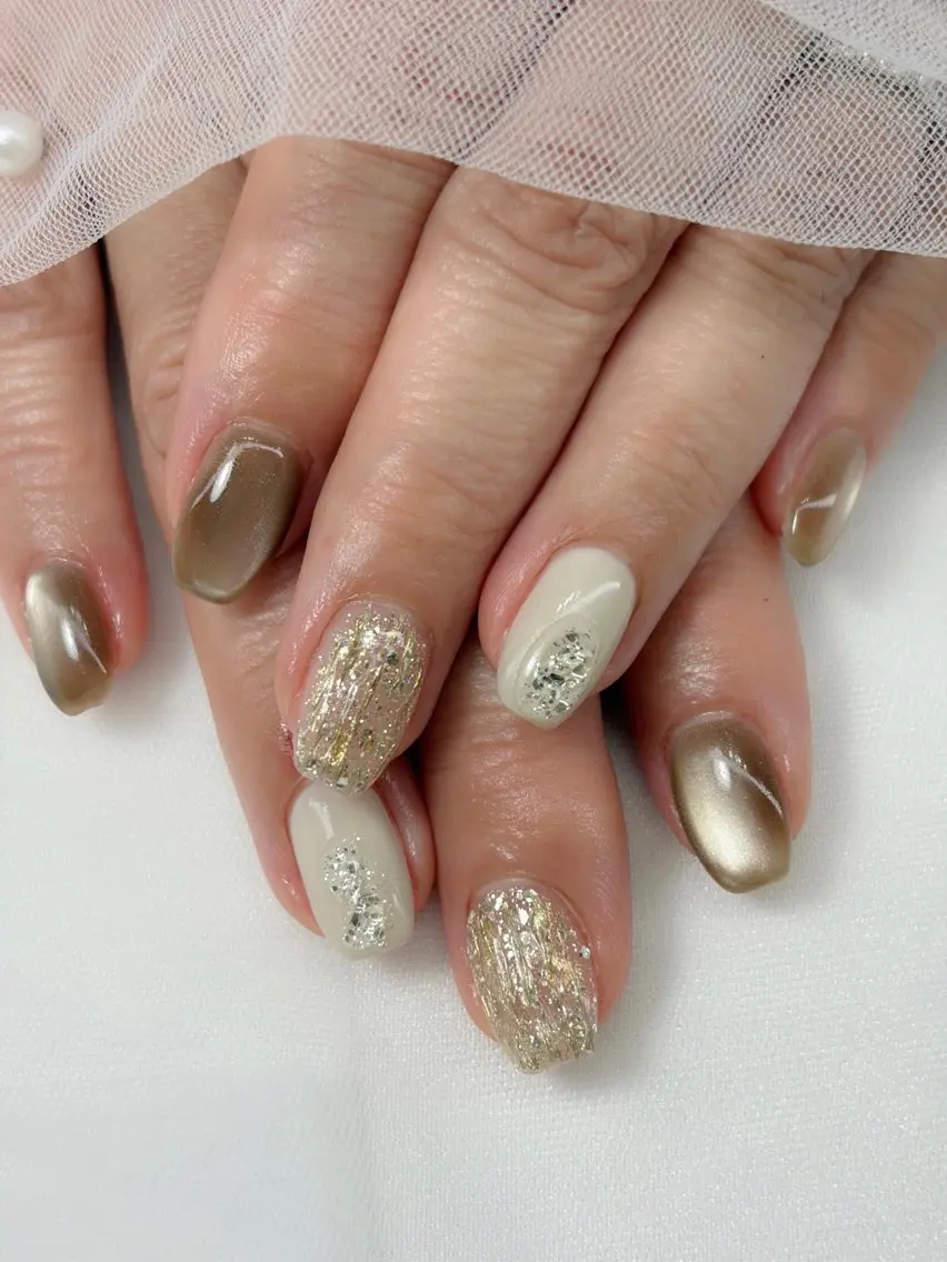 ネイル グリーン マグネットネイル ニュアンスネイル ぷっくりネイル ハンドネイル iro+ nailのネイルデザイン