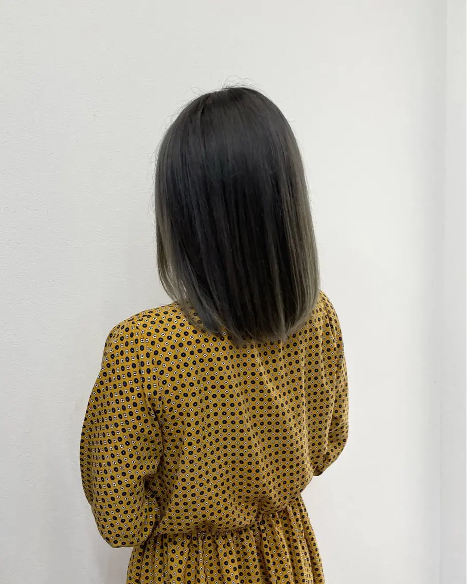 ミディアム 堀 綾花のヘアスタイル