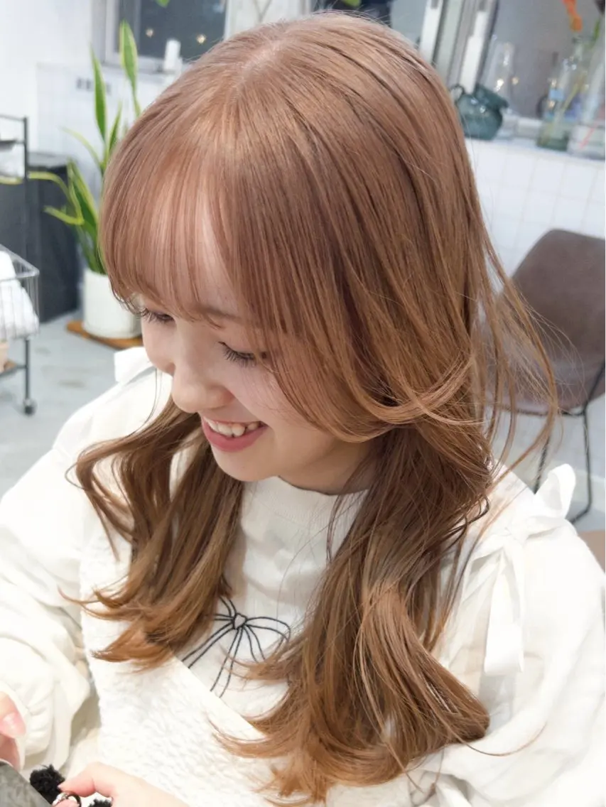 【ミニモ限定‼️】カット✂️+ブリーチカラー👩🏻🦰+クイックトリートメント 大阪 梅田 茶屋町の写真