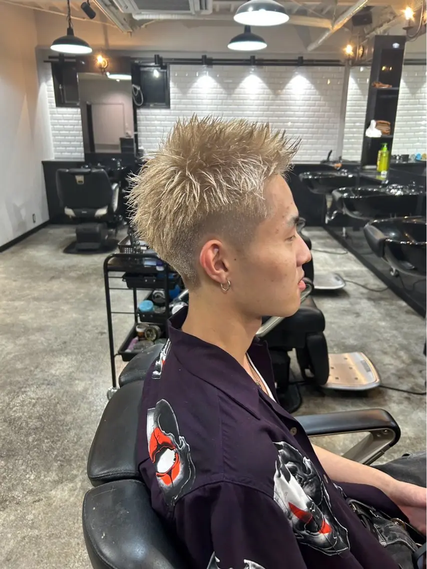 ショート カラー メンズ スパイキーショート 抜きっぱなしブロンド ブロンド ショートヘア メンズカット/ メンズパーマ/佐藤のヘアスタイル