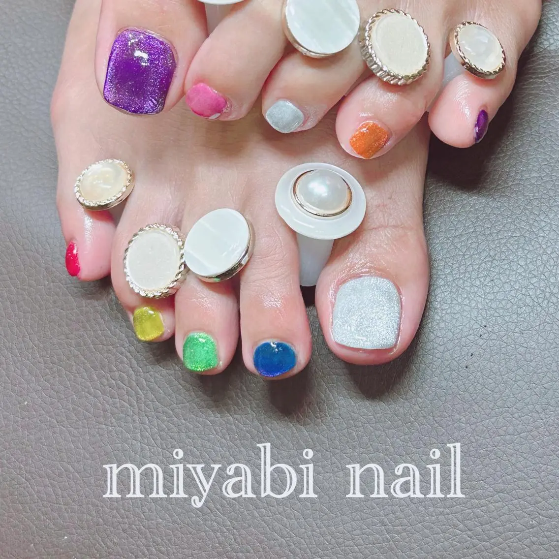 ネイル フットネイル ジェルネイル マグネットネイル 持ち込み ハンドネイル miyabi nail 桂川駅近くのネイルデザイン