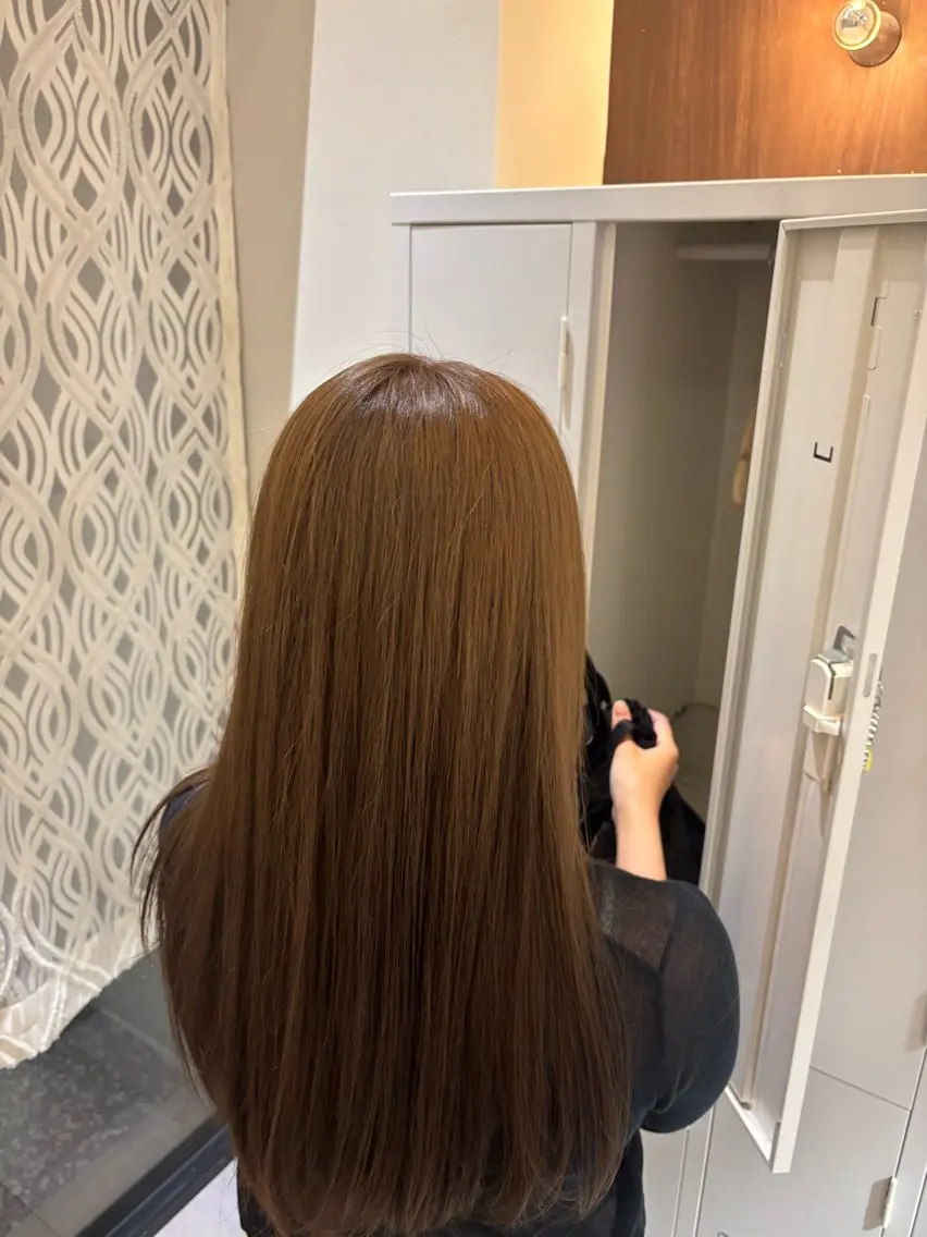 カラー 畑 麻依音のヘアスタイル