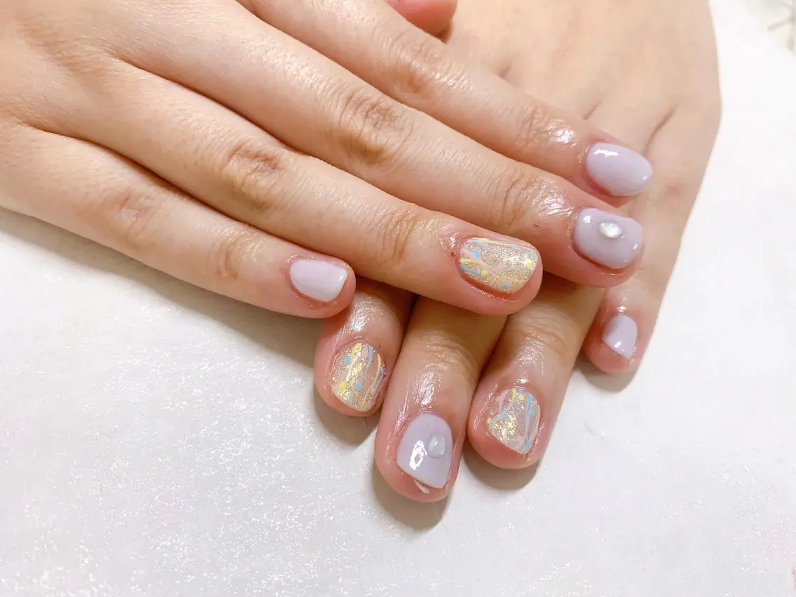 ネイル オーロラネイル フラワーネイル フットネイル フレンチネイル ジェルネイル ハンドネイル mogunail &blowのネイルデザイン