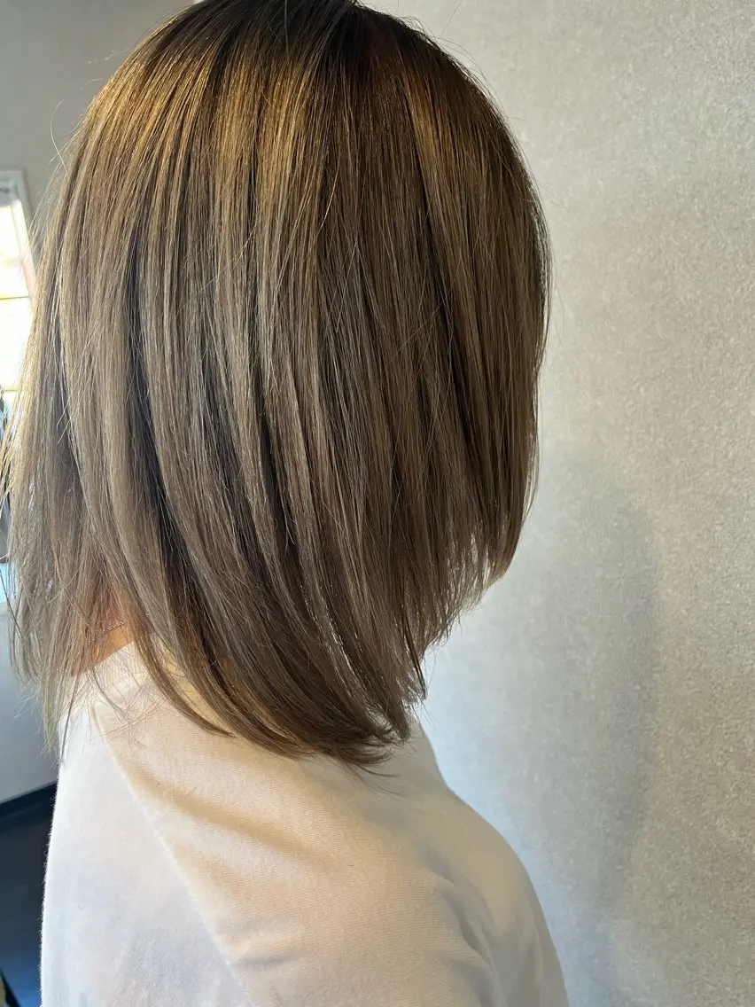 セミロング ハイライト 髪質改善 トリートメント 髪質改善⚡️カラー 🍀武久 誠🍀のヘアスタイル