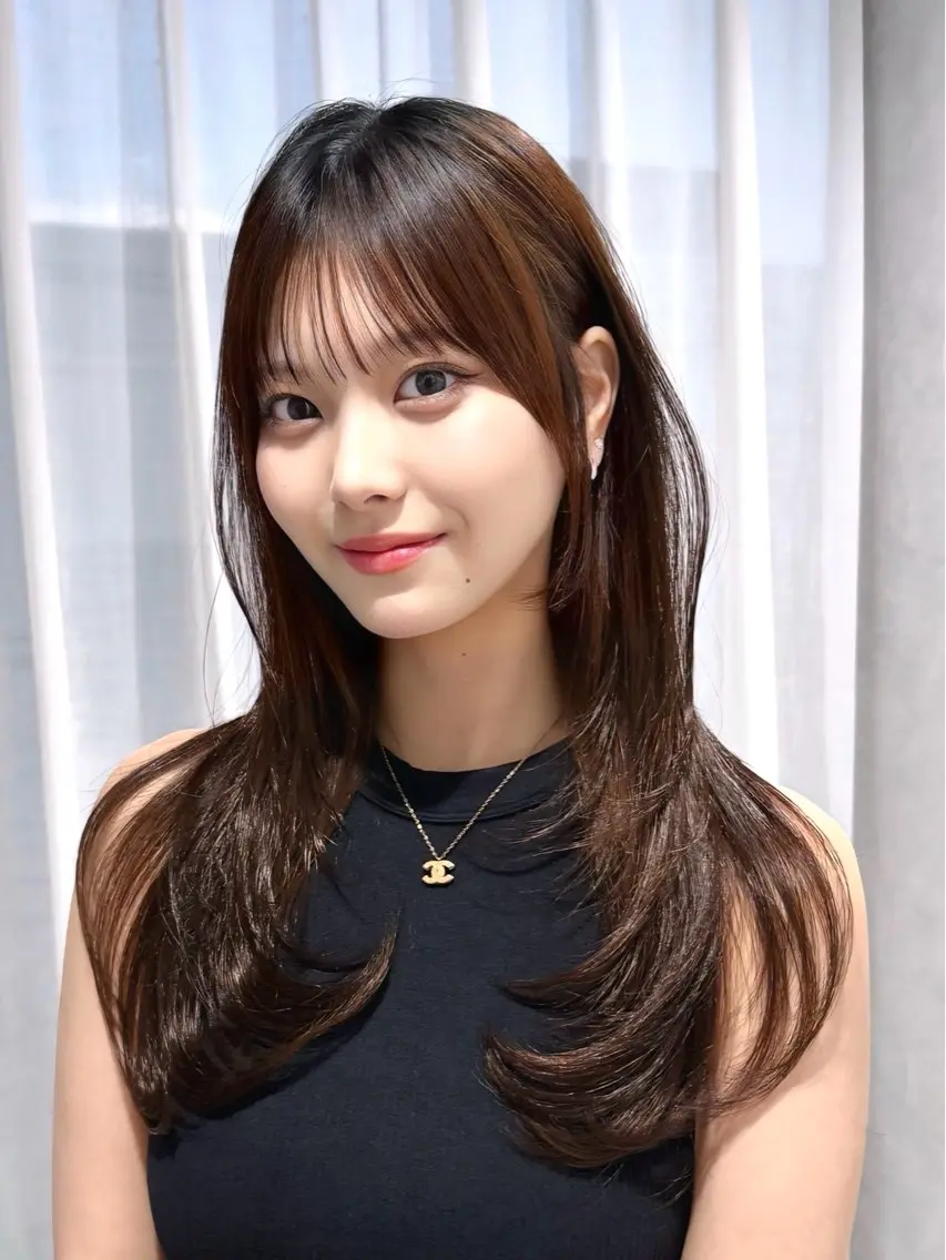 セミロング けんけん cachecacheのヘアスタイル