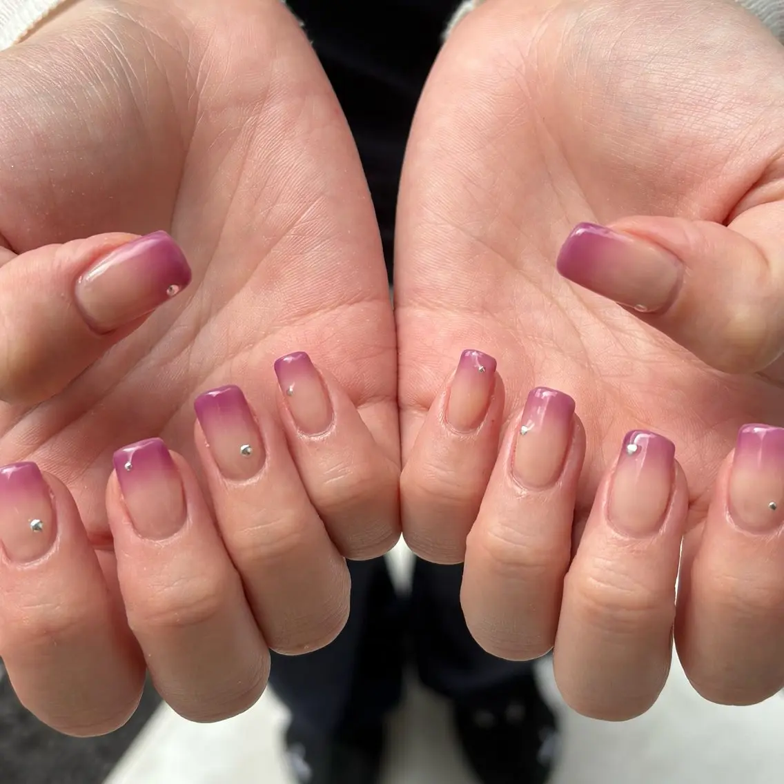 ネイル ハンドネイル ネイルサロンAmo 🎀のネイルデザイン