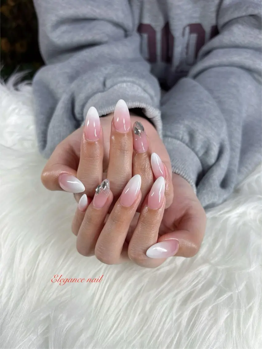 ネイル Elegance Nail本厚木店舗のネイルデザイン