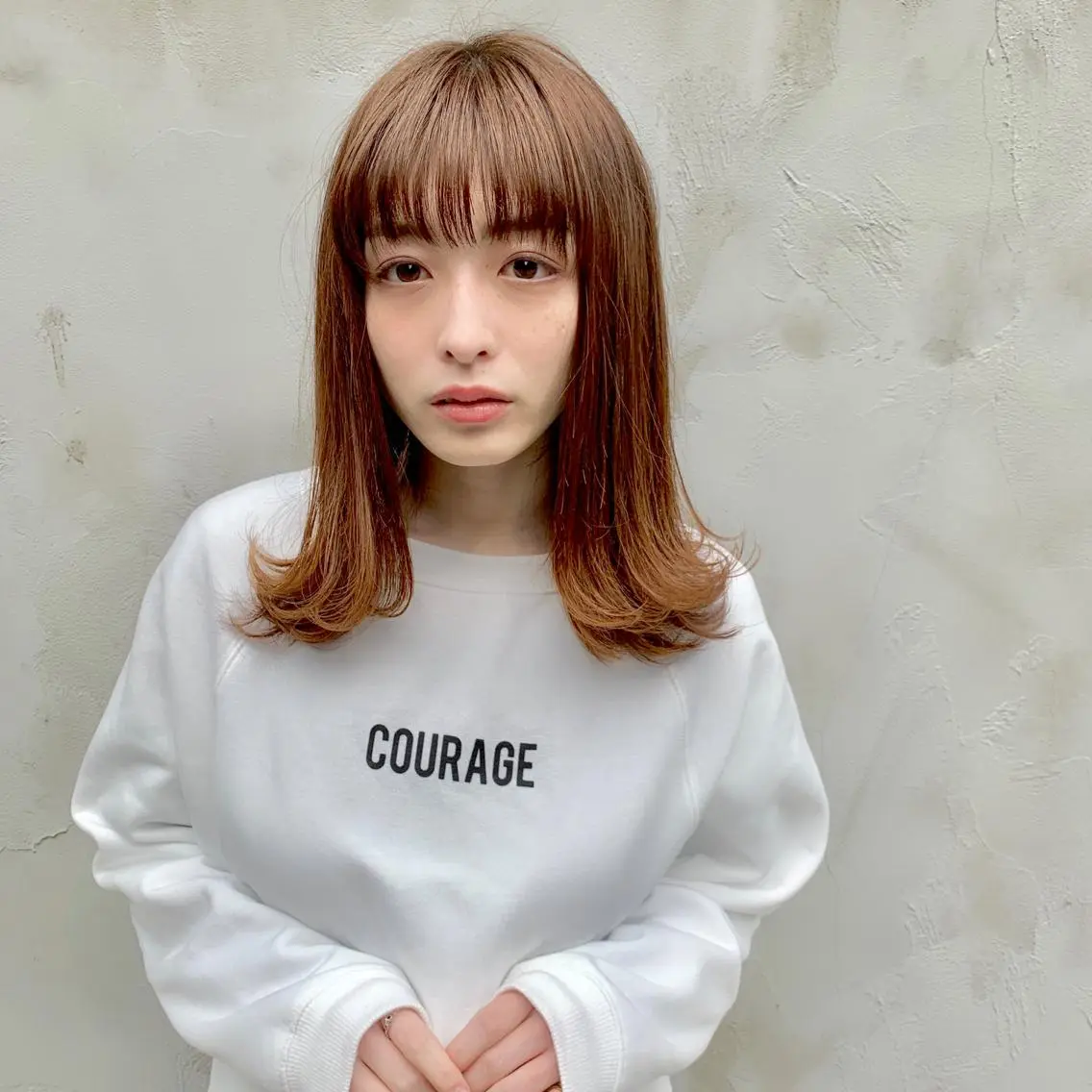 ミディアム カラー ヤスドミ ケイスケのヘアスタイル