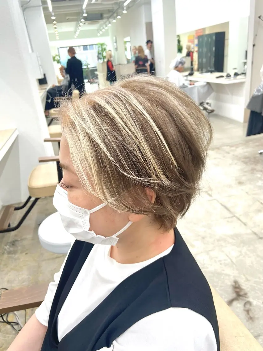 ショート カラー カット ヘアカラー トリートメント BOB🌟ハイトーン /ブリーチ/TAKUのヘアスタイル