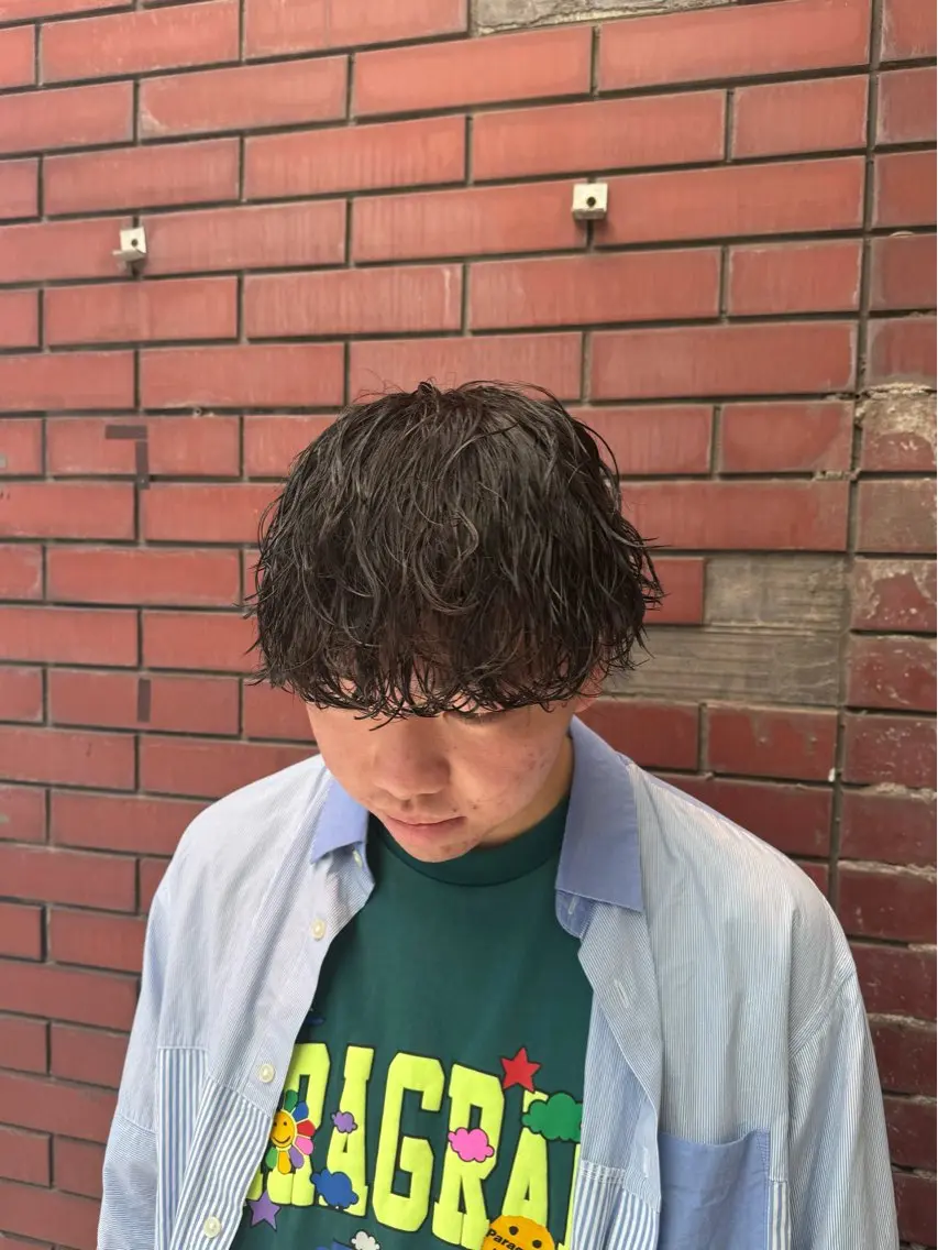 ショート パーマ メンズ 波巻きパーマ 柏メンズカットパーマ NO.1タイチのヘアスタイル
