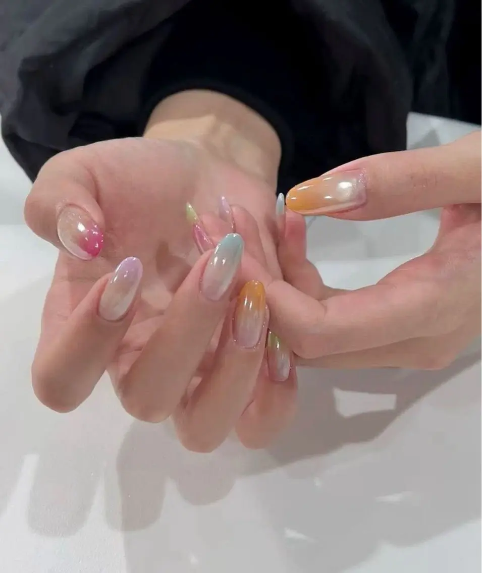 ネイル ハンドネイル T. Leeのネイルデザイン