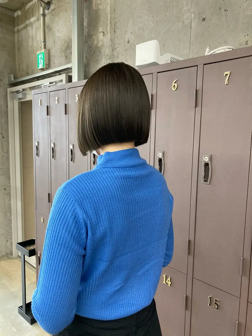 ミディアム カラー ベージュカラー ブリーチ ダブルカラー ブリーチなしカラー オリーブベージュ 小木曽智美 /ボブ/ショートのヘアスタイル