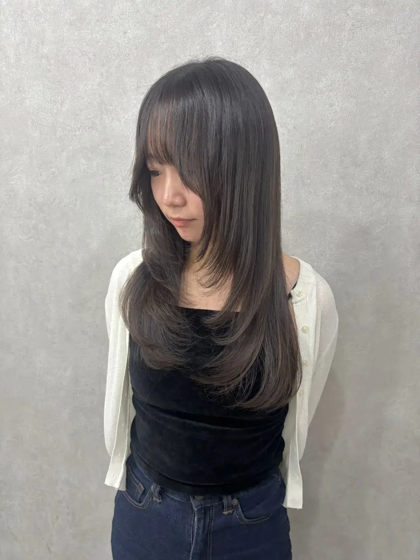 ロング レイヤーカット ロング 梅田\カットモデル\ 拓都🧩のヘアスタイル