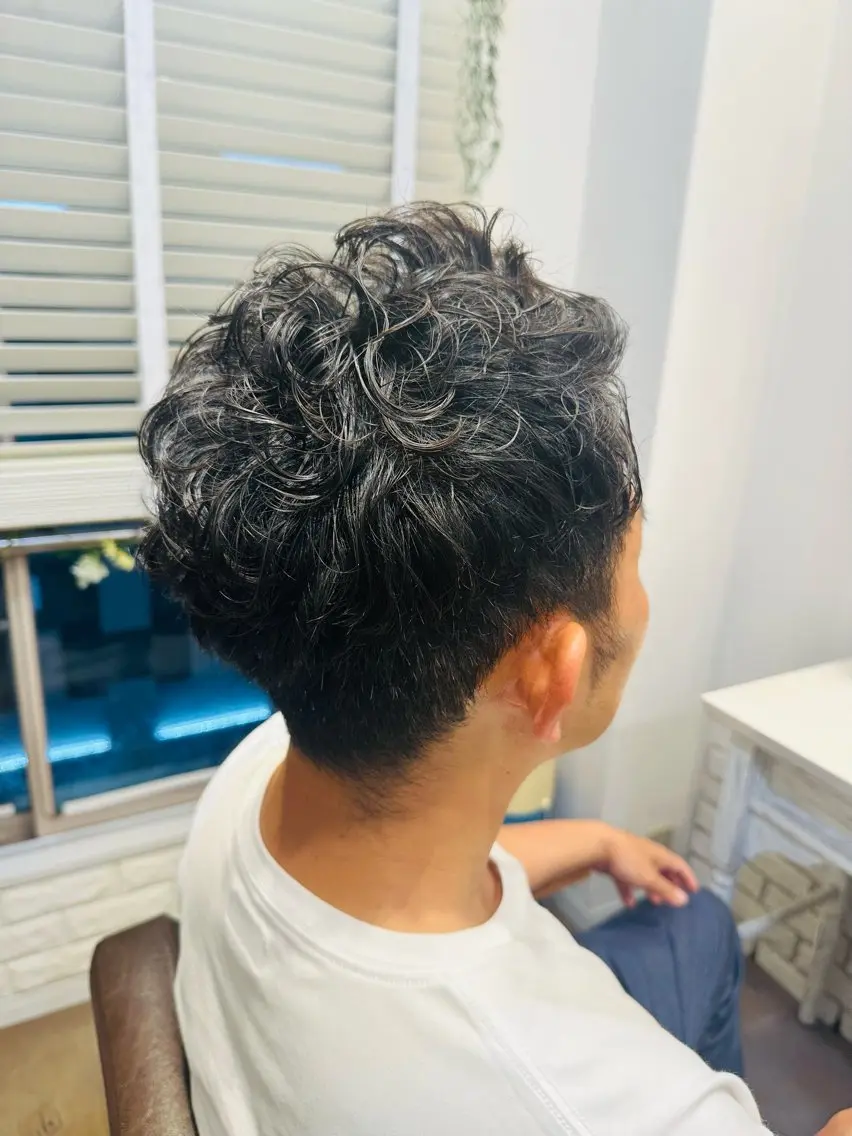 ショート パーマ BANDE 水崎 悟のヘアスタイル