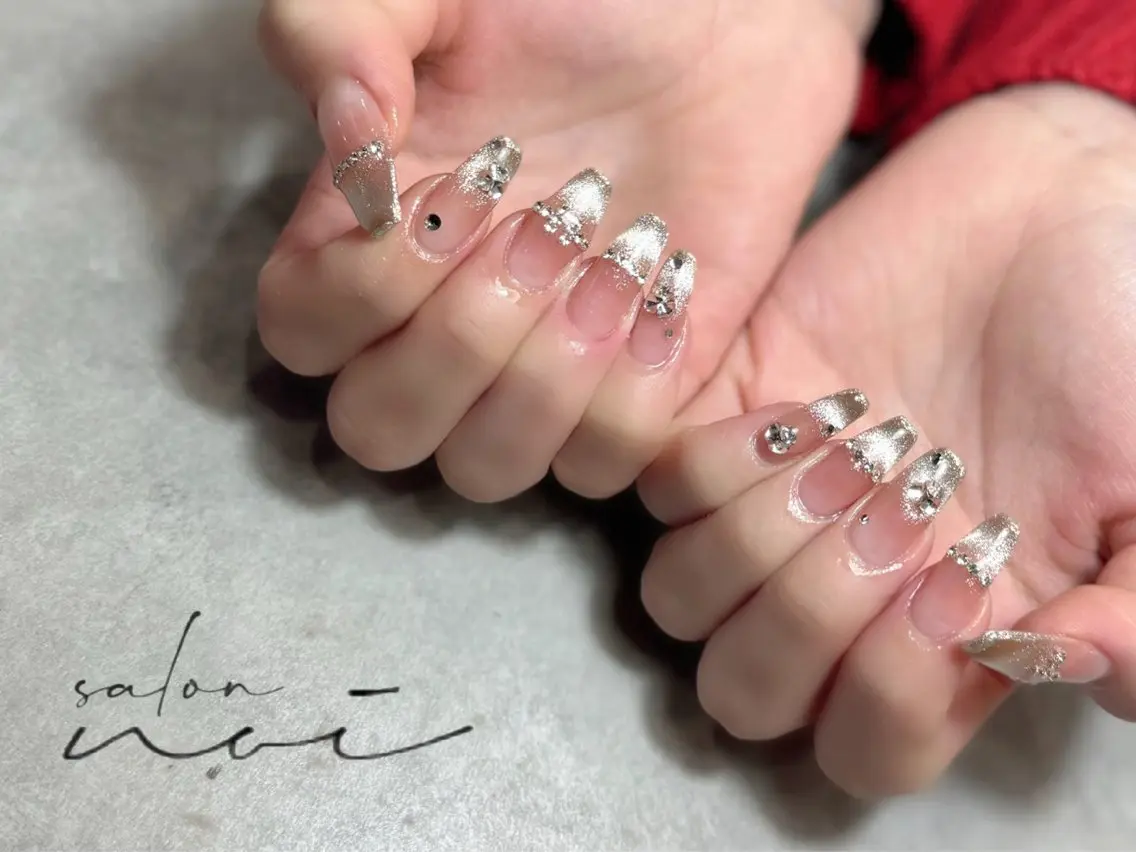 ネイル チークネイル マグネットネイル ハンドネイル salon noiのネイルデザイン