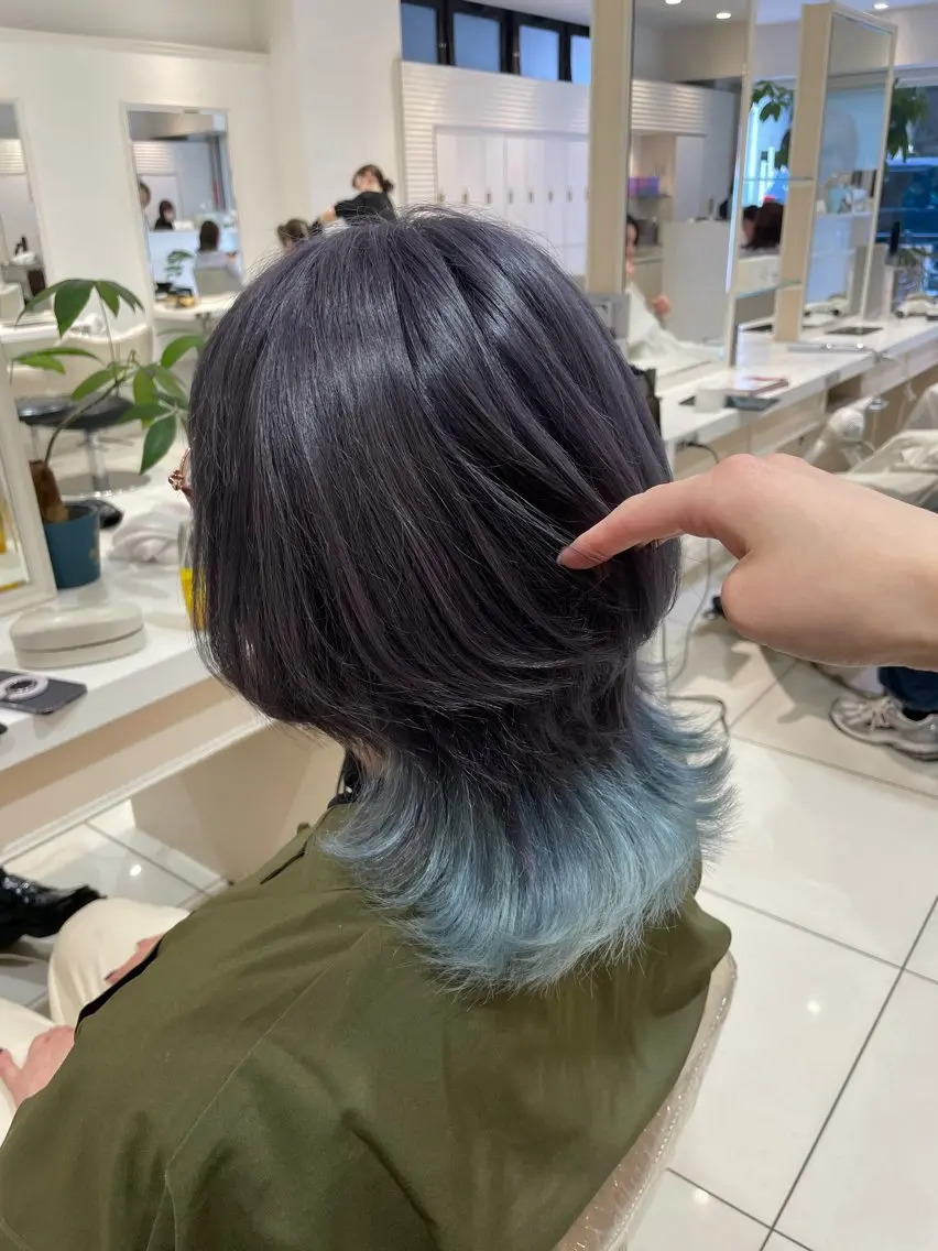 ミディアム カラー ブリーチ グラデーションカラー カット ヘアカラー 樋笠 知佳のヘアスタイル