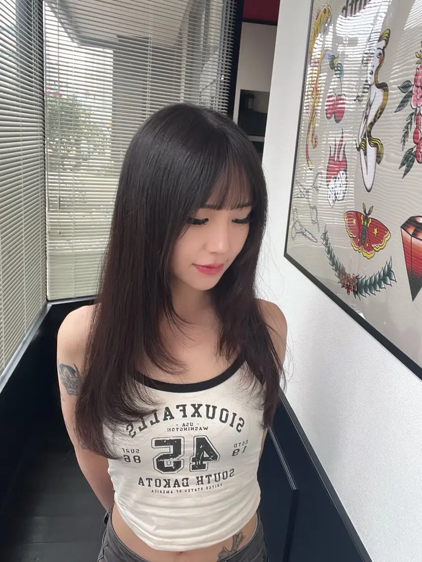 ロング レイヤーカット スズキ リコのヘアスタイル