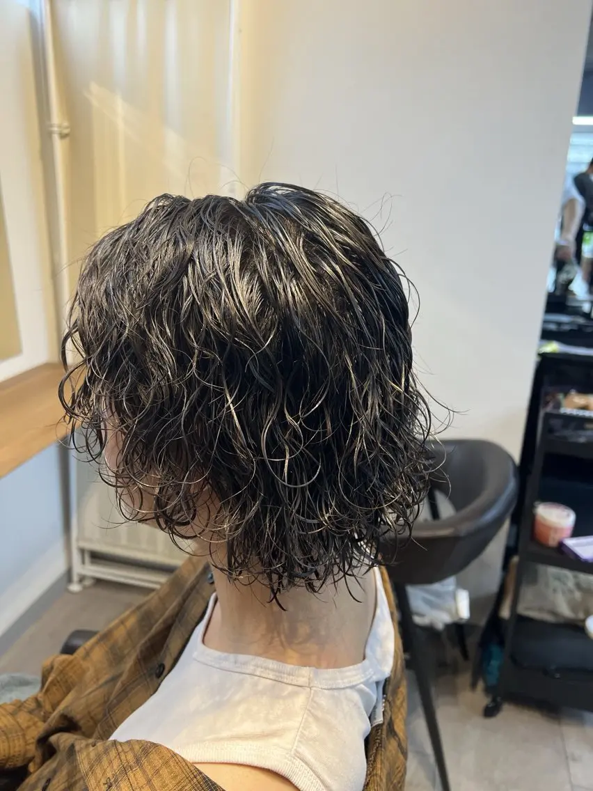 ショート カット パーマ 毛流れ矯正支持率 No.1🔥瀬川竜生のヘアスタイル