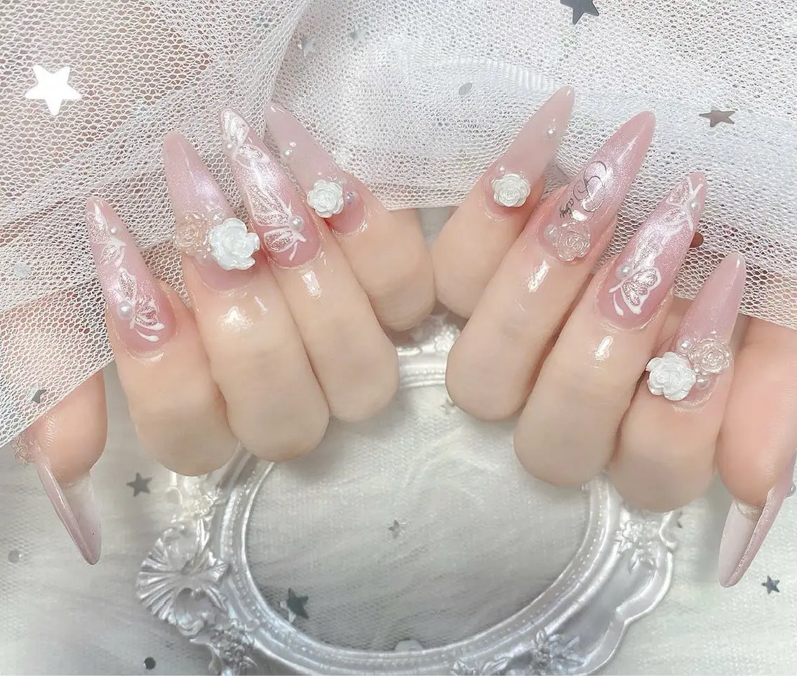 カラー Rin Hana Nailのネイルデザイン