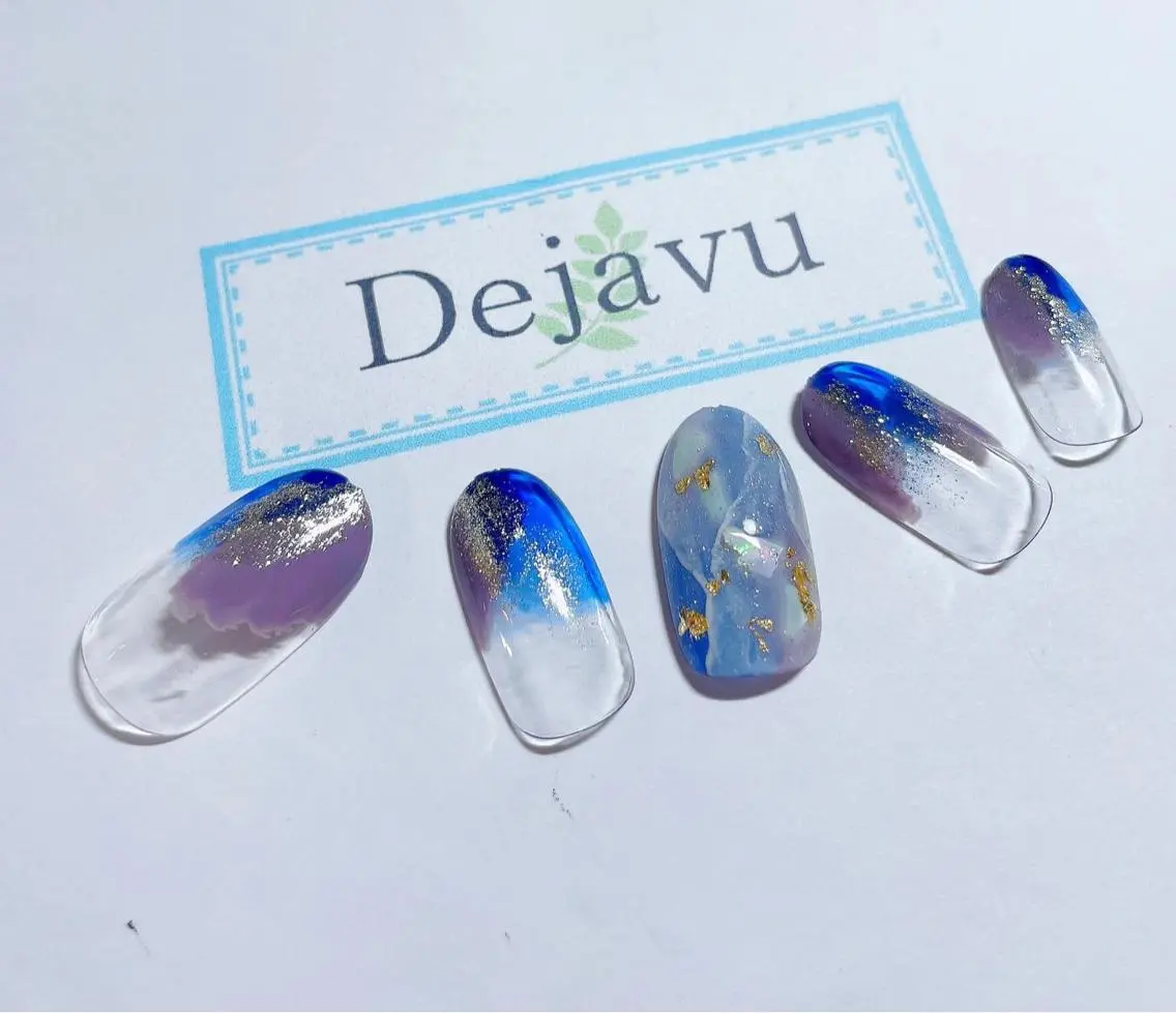 ネイル アートネイル ジェルネイル マグネットネイル ミラーネイル ニュアンスネイル ハンドネイル Nail salon Dejavu 🌿のネイルデザイン