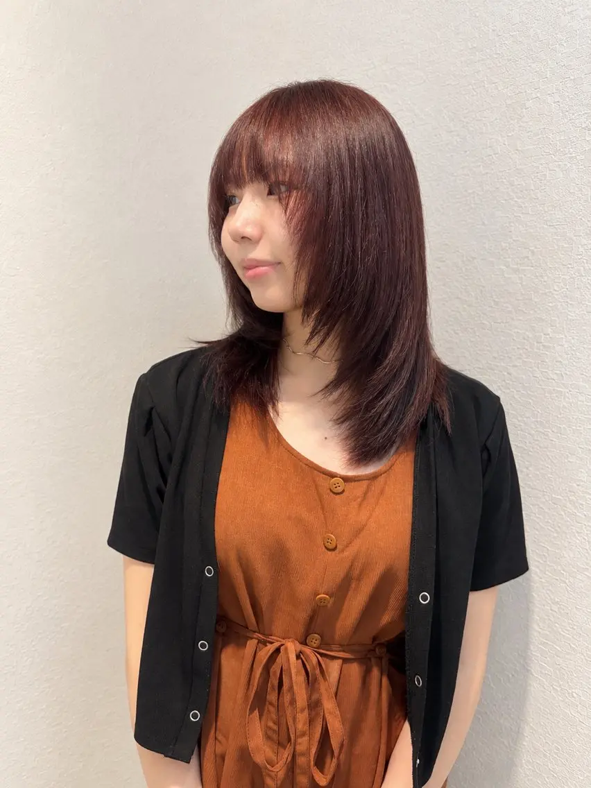 セミロング カラー レイヤーカット ヘアカラー トリートメント terra🌻能瀬 夏稀のヘアスタイル