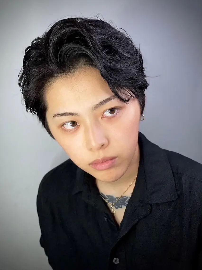 【メンズ限定】ショートの耳だし眉かかりの写真
