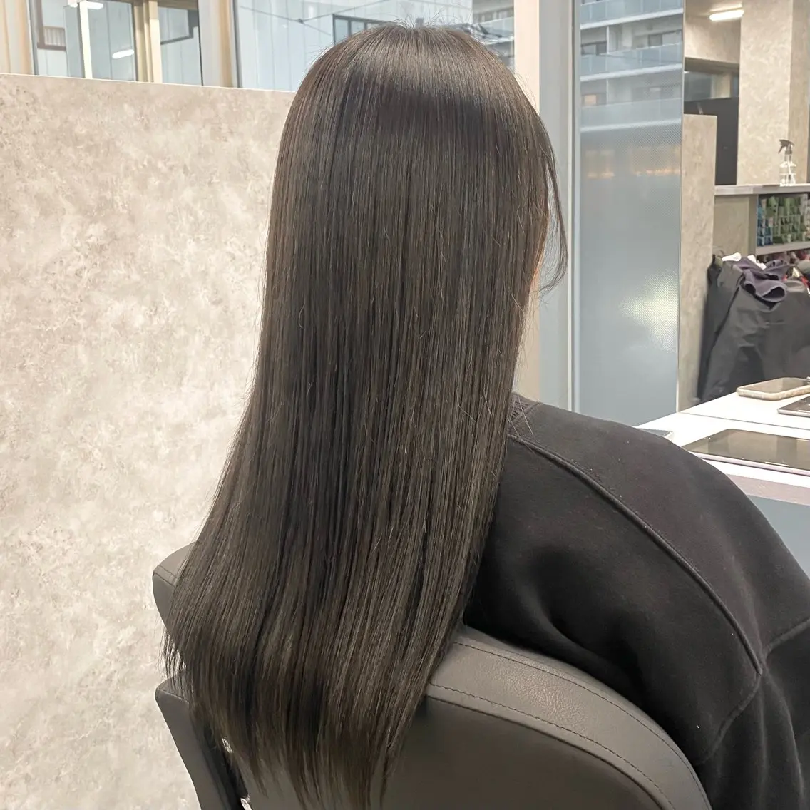 〖 平日限定価格 〗 🦋カット+透明感艶カラー+集中3stepトリートメント🦋の写真
