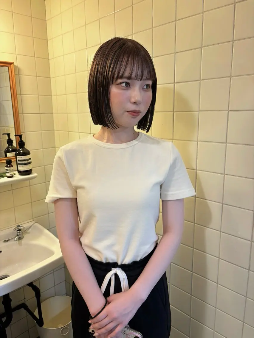 ミディアム カラー カット トリートメント 縮毛矯正ボブ&顔まわ レイヤー♡TOMOEのヘアスタイル