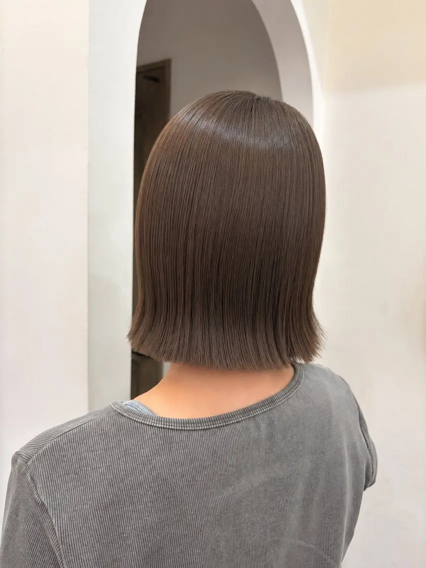 ショート ヒナタ / 透明感カラーのヘアスタイル