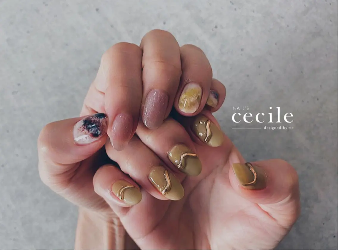 ネイル ハンドネイル Cecile Rieのネイルデザイン