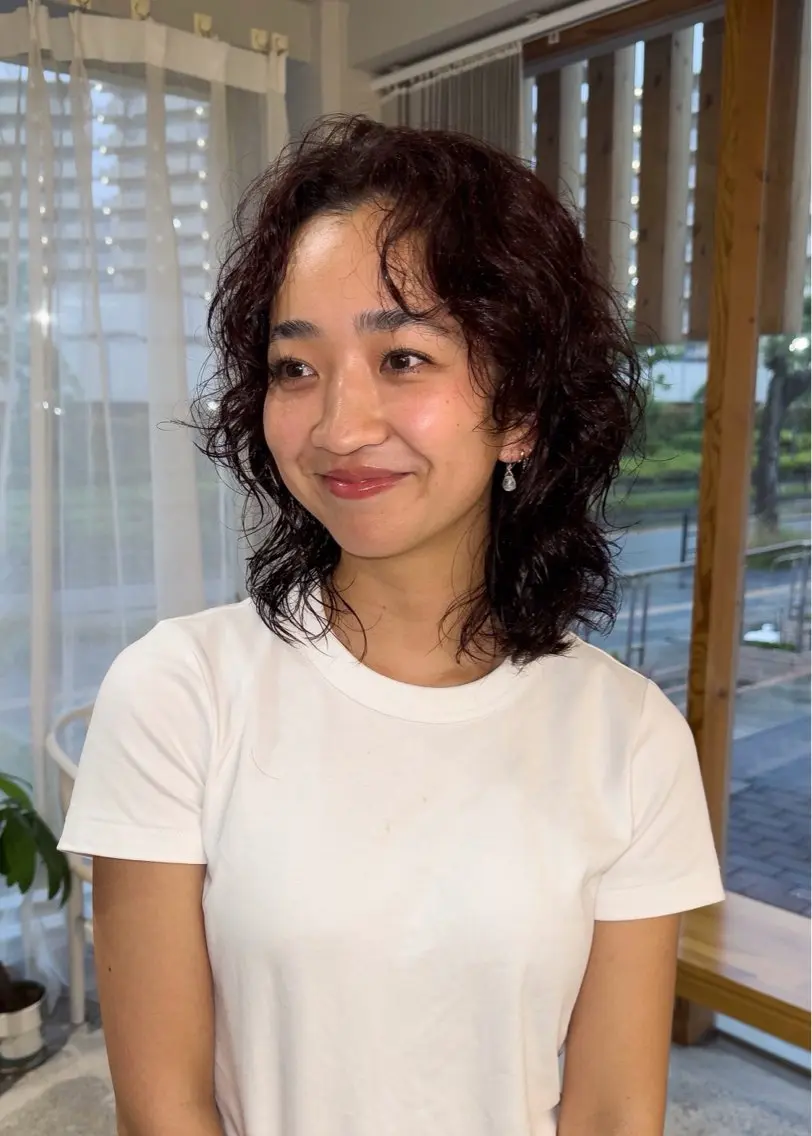 ミディアム パーマ ミディアムパーマ ニュアンスパーマ カット パーマ ショートカット cipre 萌乃のヘアスタイル