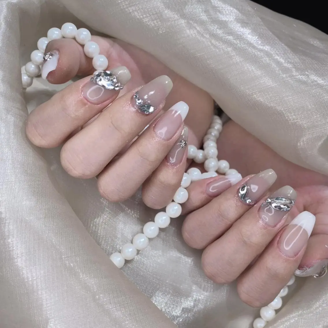 ネイル Queens ひなのネイルデザイン