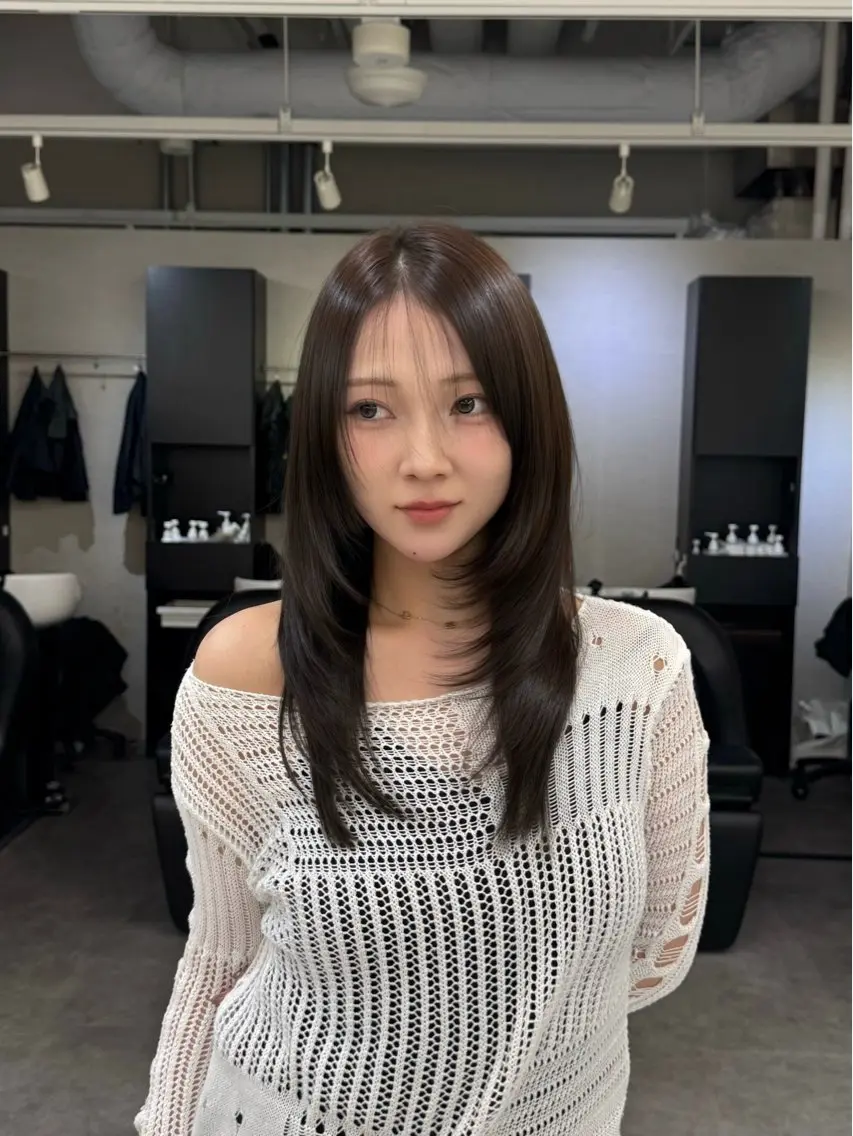 ミディアム カラー ヘアアレンジ 透明感カラー グレージュ オリーブグレージュ オリーブグレー ハッシュカット カット ヘアカラー トリートメント 髪質改善×レイヤー 🫧松野力也のヘアスタイル