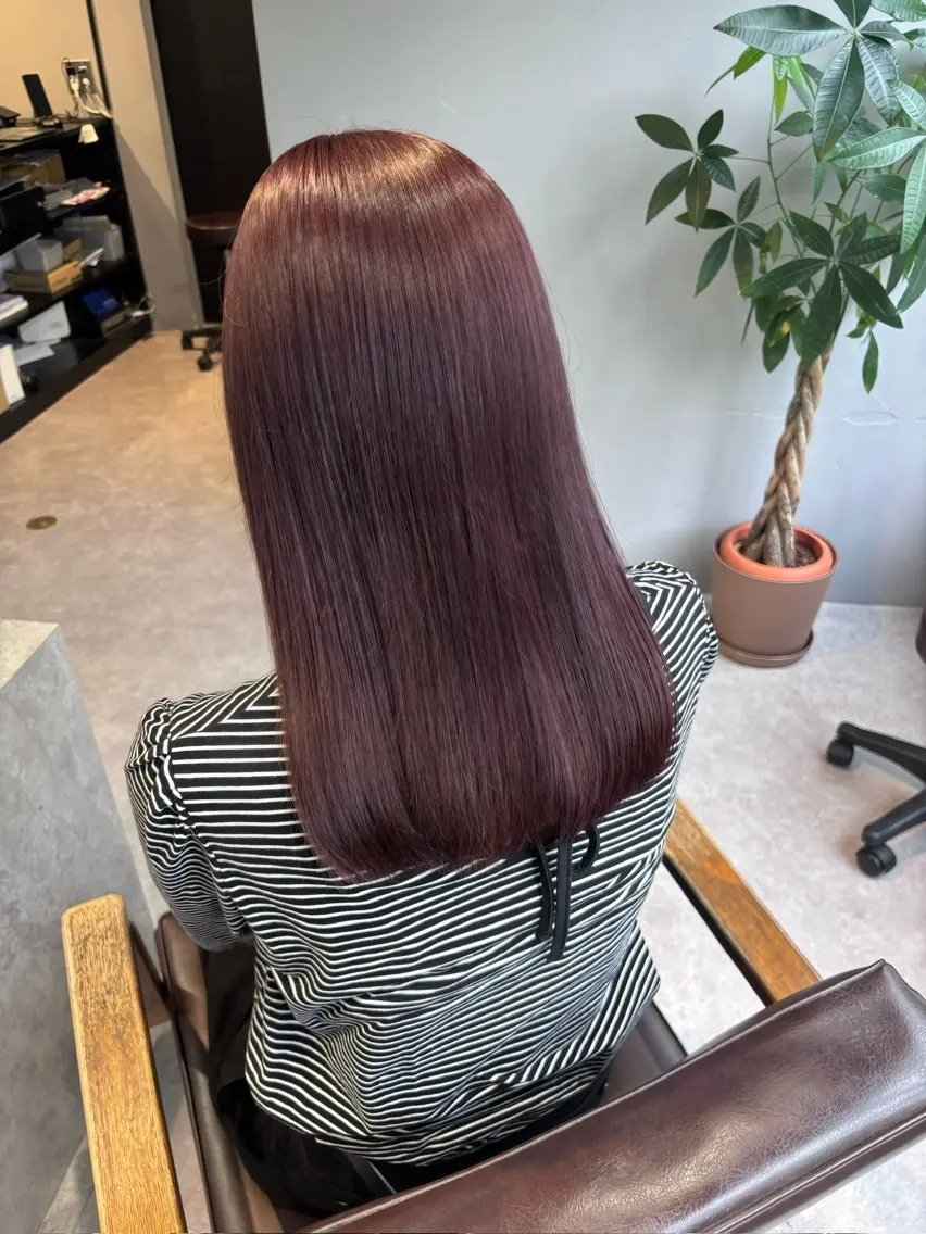 ミディアム カット ヘアカラー トリートメント Yuuka/ w colorのヘアスタイル