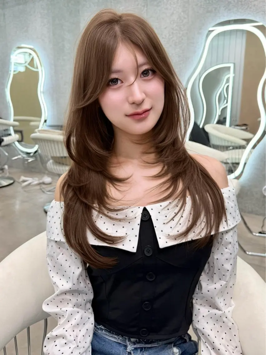 セミロング 浦和透明感トレンド ヘア🫧セナ🤍のヘアスタイル
