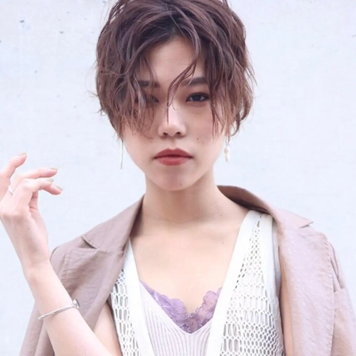ショート 髙井 麻帆のヘアスタイル