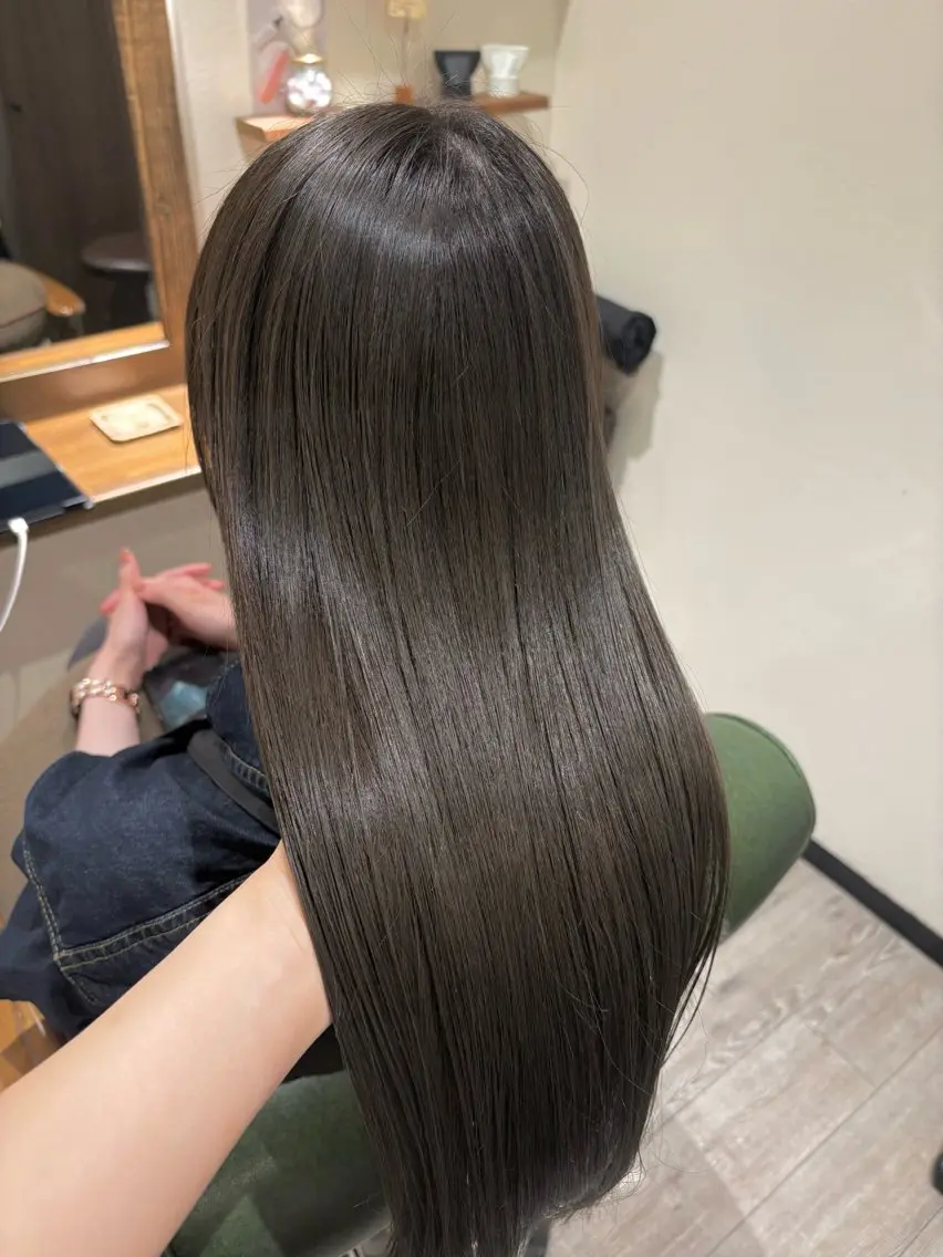 カラー(白髪染め可)+ダメージケアトリートメント✨の写真