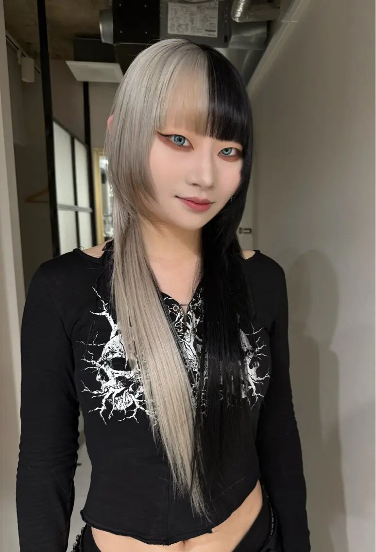 ロング エクステ ウルフカット カット ヘアカラー エクステ TAIRA横浜ウルフ 🐺デザインカラーのヘアスタイル