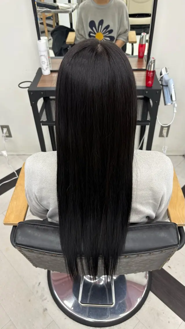 ロング カラー ヘアカラー 似合わせカラー✩.* ハイトーン/リナのヘアスタイル