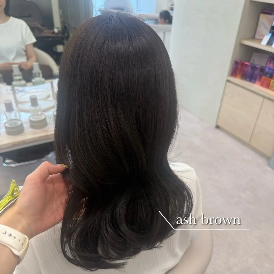 セミロング カラー カット ヘアカラー トリートメント 美髪矯正/ベージュ カラー🧸綾里のヘアスタイル