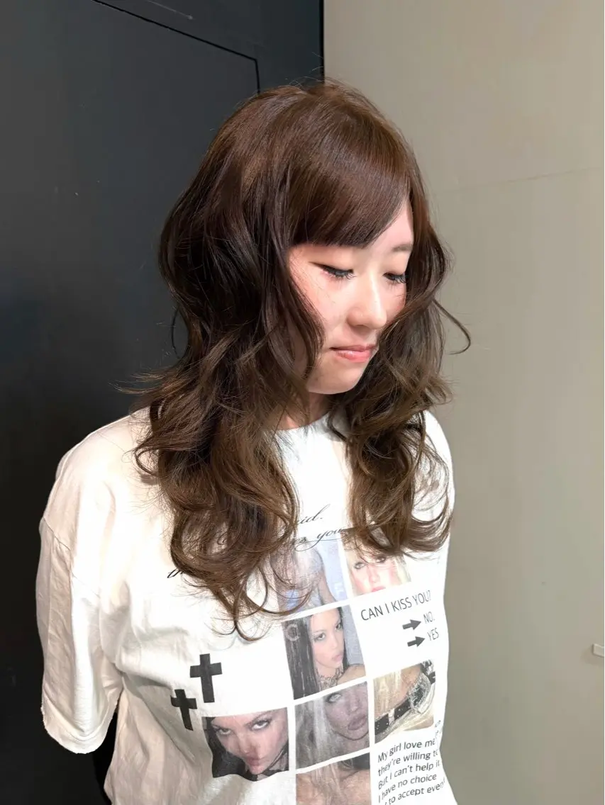 ロング カラー カット ヘアカラー ひな🐥ハイトーン/ レイヤーカット🎼のヘアスタイル