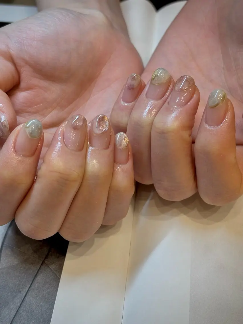 キッズ ネイル フットネイル ジェルネイル マグネットネイル ニュアンスネイル ワンカラーネイル illum hicariのネイルデザイン