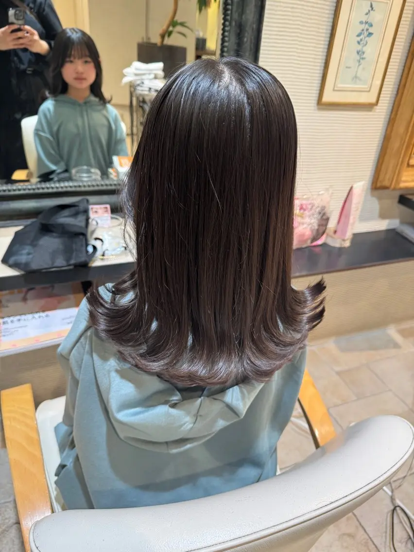 ミディアム カイ マコトのヘアスタイル