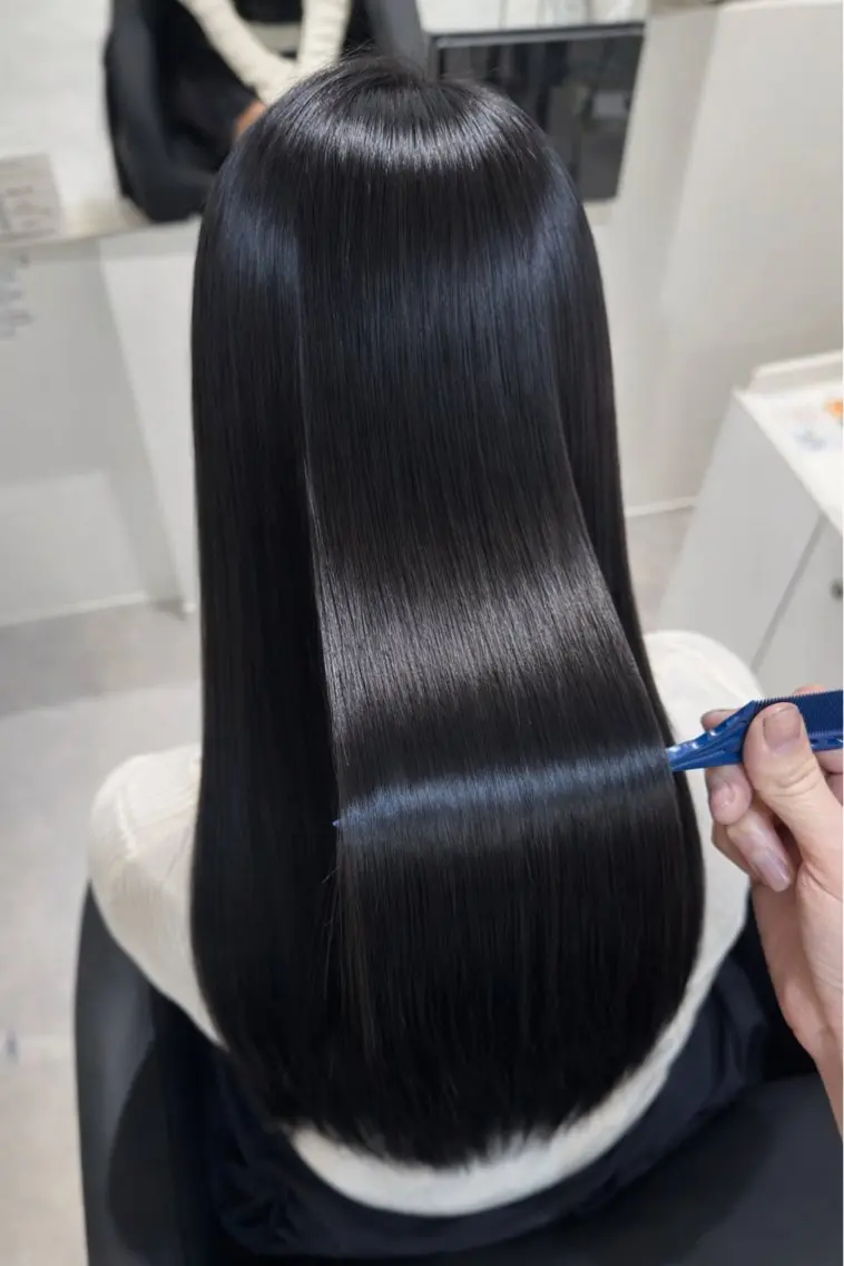 セミロング 縮毛矯正 トリートメント Emuest心斎橋 SAKIのヘアスタイル